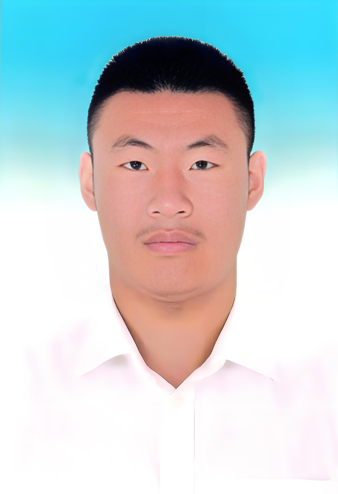 闫祎宸.jpg
